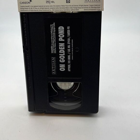 On Golden Pond VHS Katharine Hepburn, Henry Fonda, Jane Fonda VHS 1988 - Picture 3 of 3